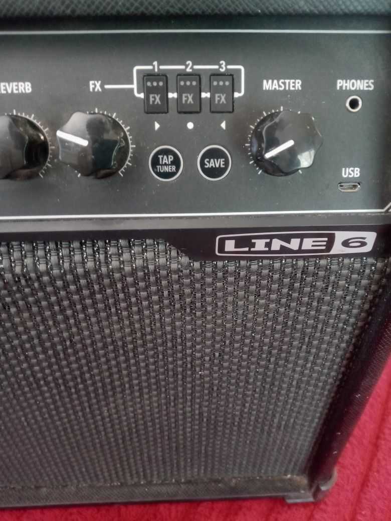 V-20 LINE 6 AMP