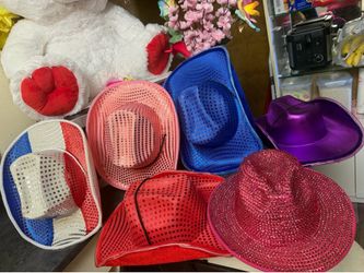 $35  por todos los sombreros para like bonitos