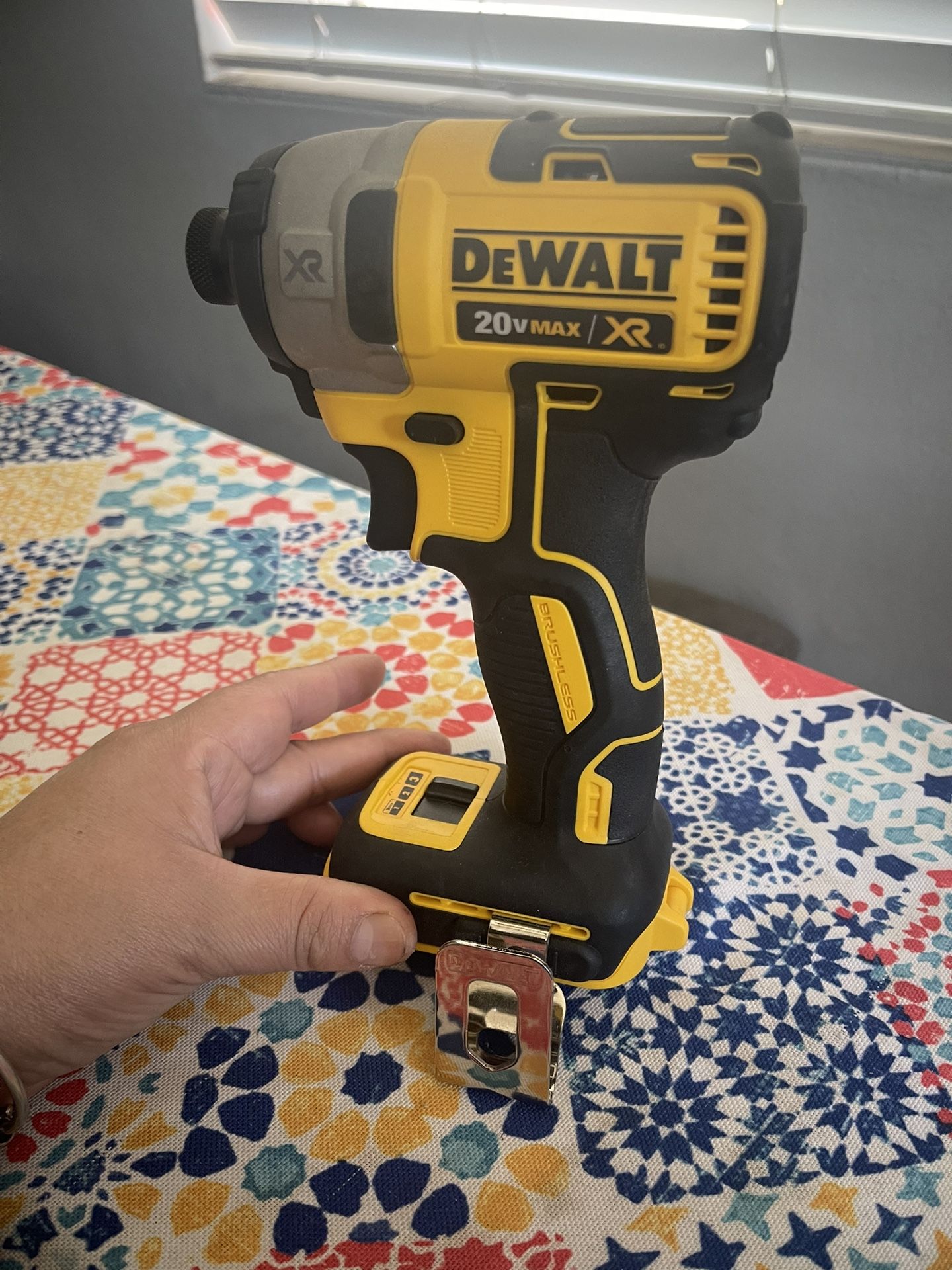 Dewalt Impact Driver Xr 20v. $100 Tool Only Pick Up In Van Nuys