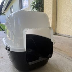 Cat Litter Box