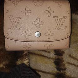 Louis Vuitton Iris Compact Wallet 