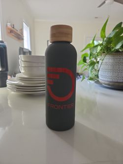 Frontier Fiber Internet Insulated Water Bottle - Matte Black & Bamboo Lid