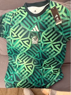 Mexico jersey size L XL