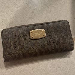 Michael Kors wallet