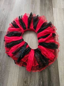 Skirt costume used size small adult
