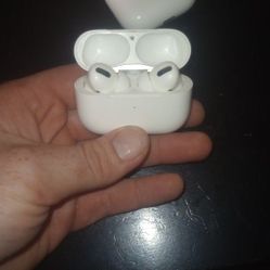 Apple Airpods Newest Gen