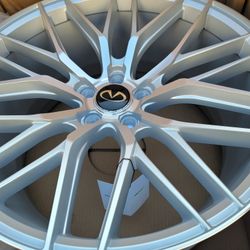20"staggerd New INFINITI Q50 Wheels With New Tires 