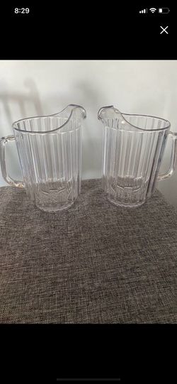 Cambrio Pitchers Used once