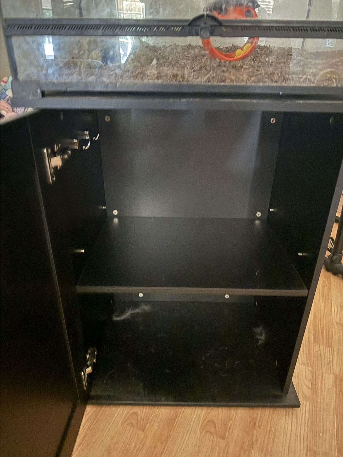 Reptile enclosure 15 Gallon With Stand