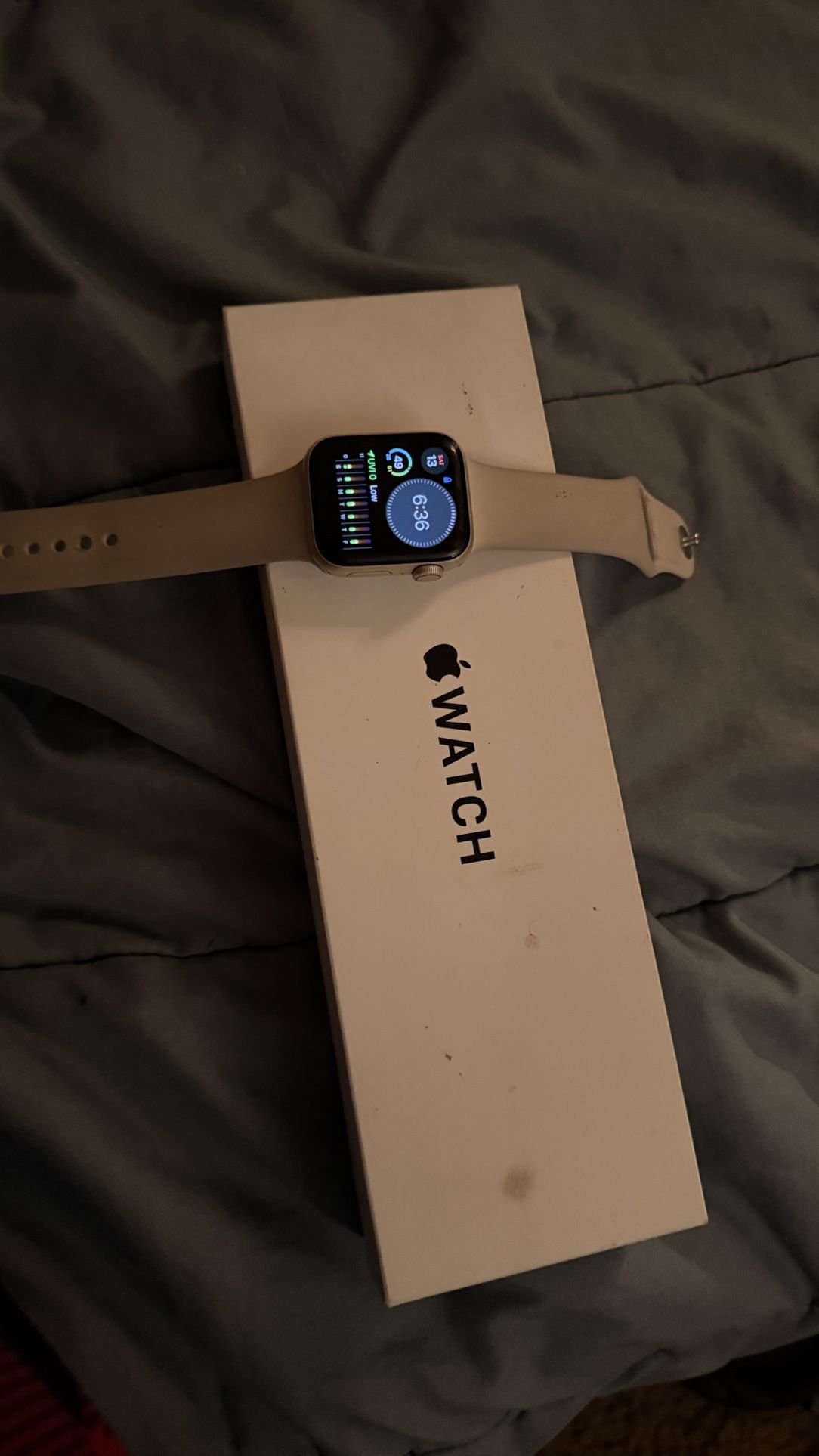 Apple Watch SE 2nd Gen 40mm