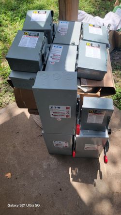 Disconnect switch