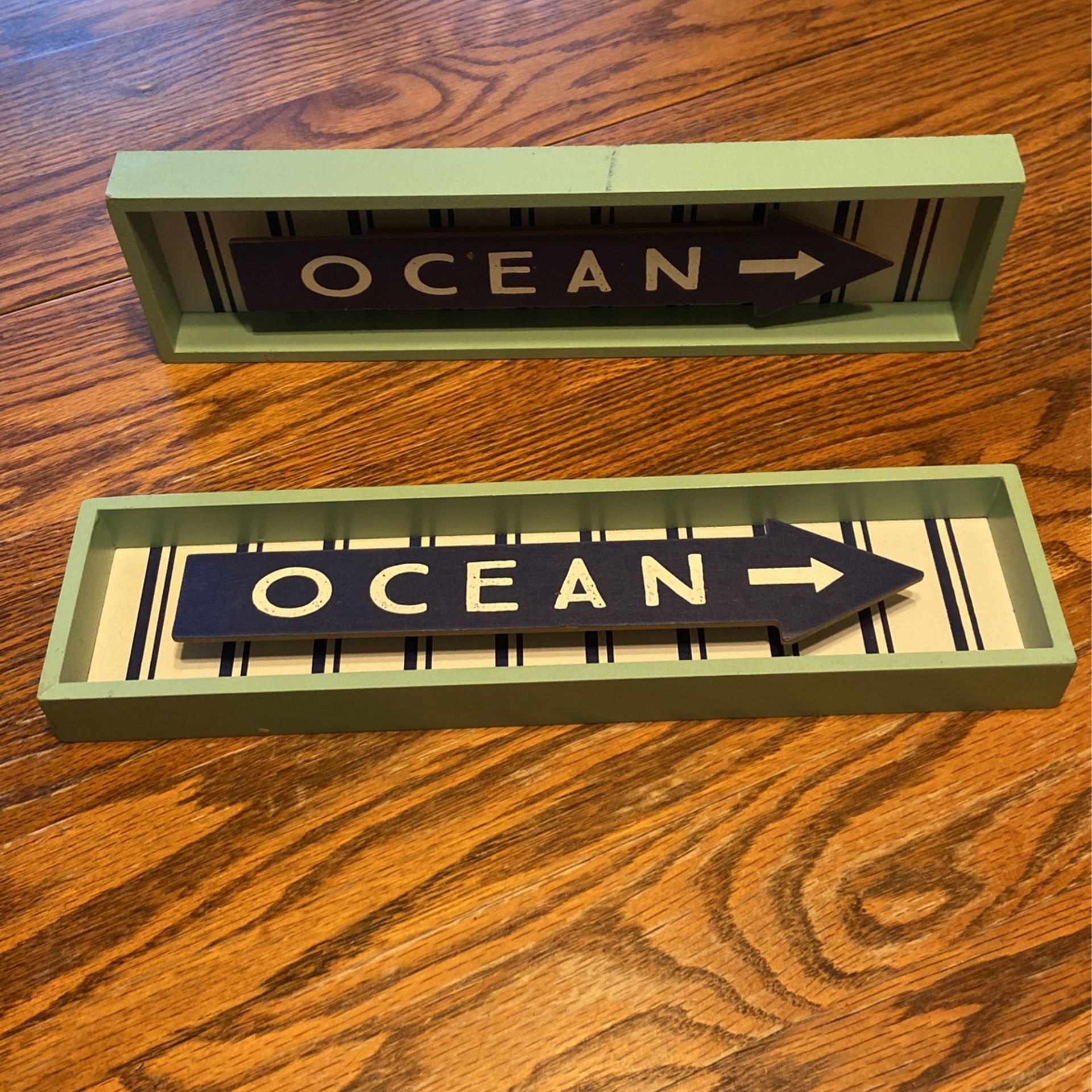 Ocean Signs 2 For $2