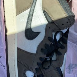 Travis Scott Mocha 1s