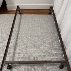 2 Twin bed Frames (free)
