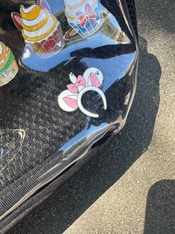 Marie pin ear