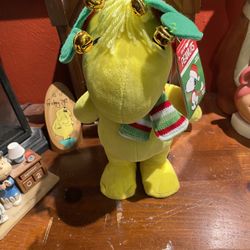 Christmas Peanuts Dancing and Singing Plush Woodstock Toy Doll
