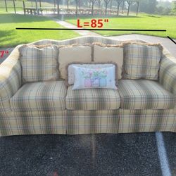 High End Like New Condition Sherrill Sofa / Couch Hardly used at all “Free Delivery”
