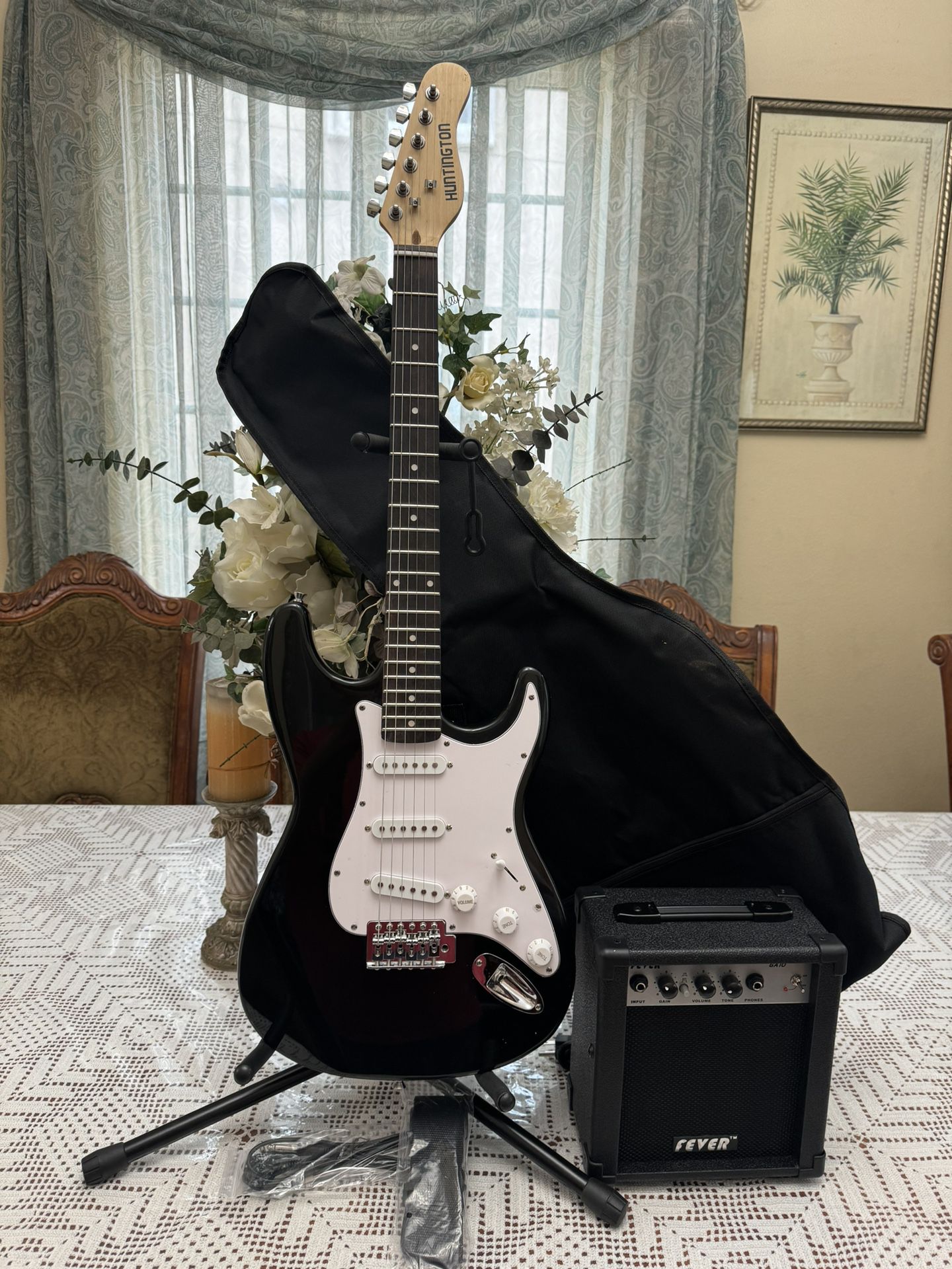 Huntington Electric Guitar Package