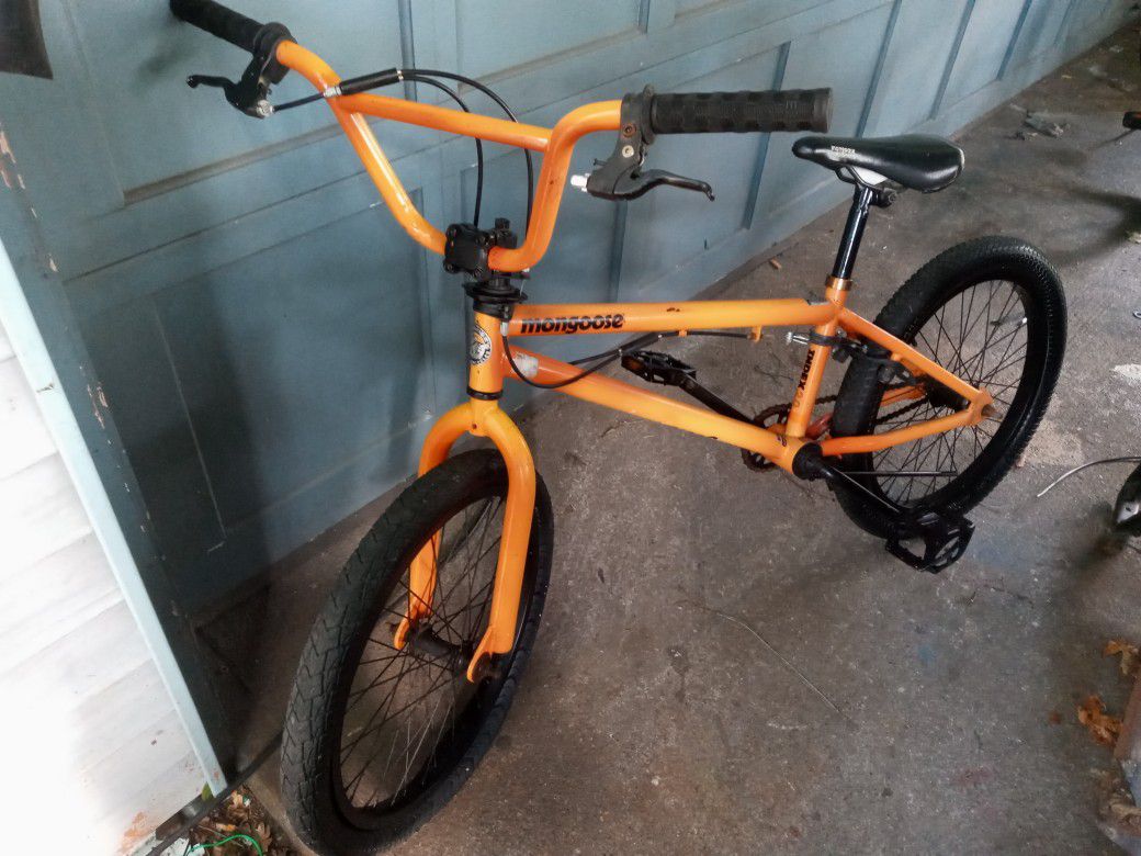 Mongoose Boy's 20" Index 2.0 Orange Creamsicle BMX Bike