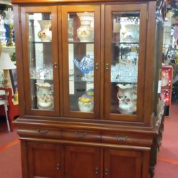 Gorgeous China Cabinet 