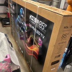 TCL 85' TV IN THE BOX