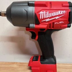 Milwakee Impact Wrench 1/2" Square-ring 