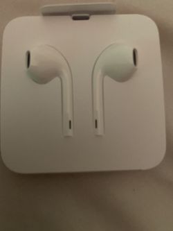 New IPhone Earphones