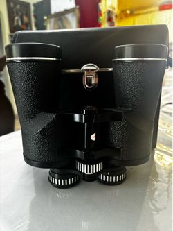 Le Fran Prism Binoculars with Carrying Case