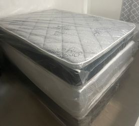 ✨FULL PILLOW TOP WITH BOX SPRING ✨