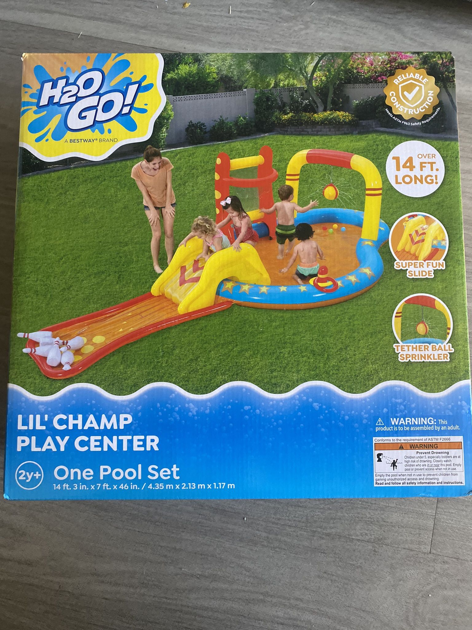 Pool Play Center