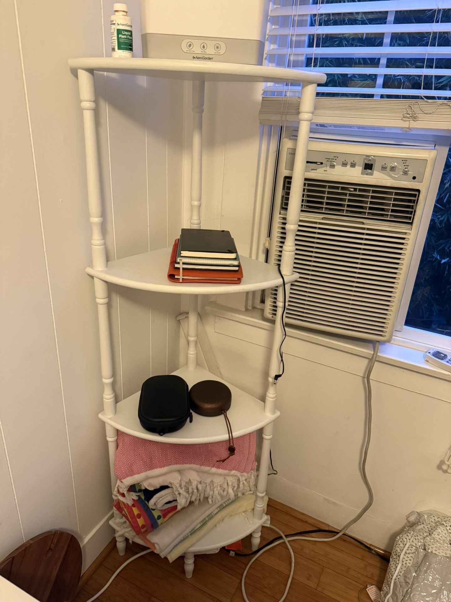 White Wooden Corner Book Shelf