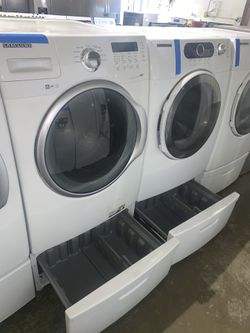 Samsung front load washer & electric dryer set working perfectly with 4 month warranty