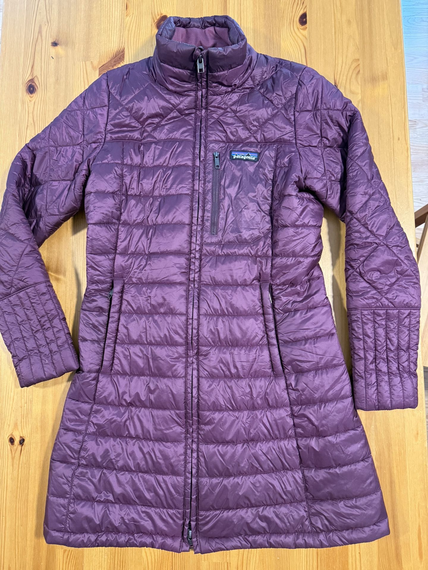 Patagonia Long Puff Jacket XS - Like New