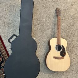 Martin Guitar (Mint Condition)