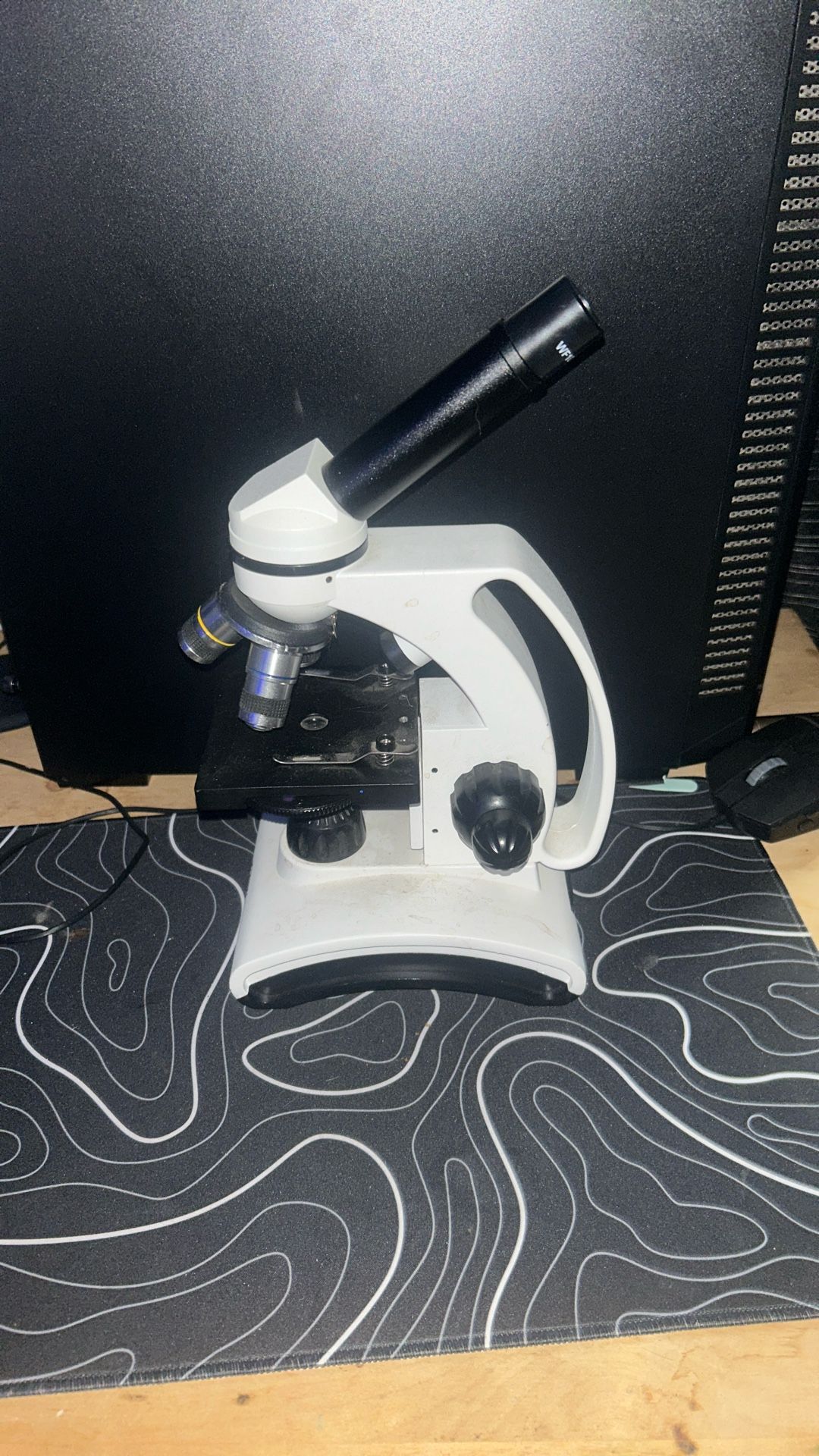 Microscope