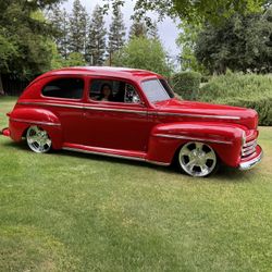 1947 Ford 2 Door Sedan 
