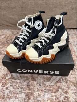 Converse Women Size 7