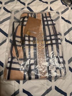 Burberry short