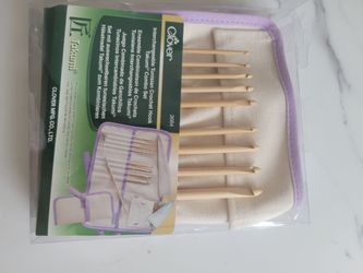 Clover Takumi Interchangeable Tunisian crochet hook combo set