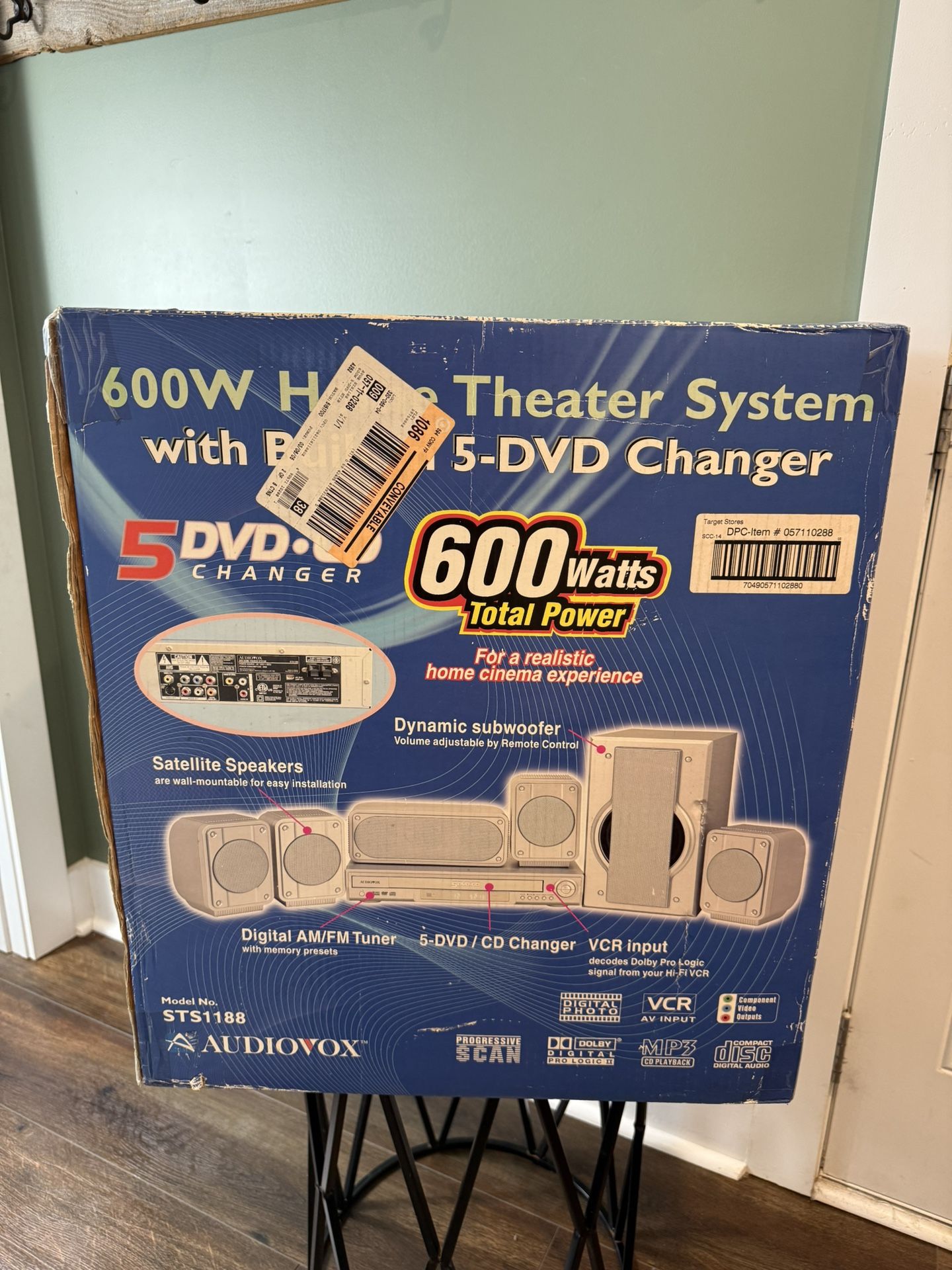 DVD HOME THEATER SOUND SYSTEM NEW OPEN BOX