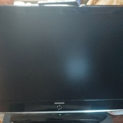 Samsung TV 46"