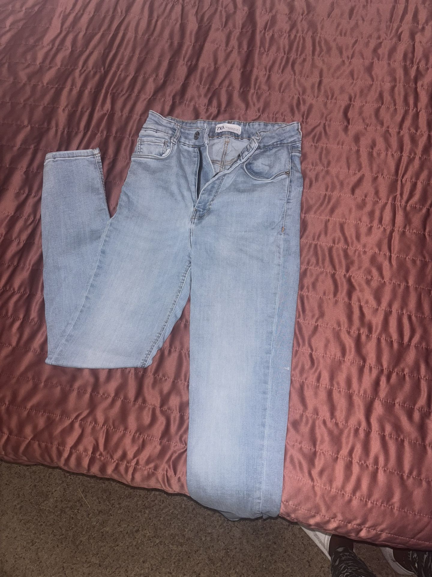 Classic Light Wash Zara Denim