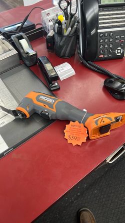 1003 RIDGID R86240 18V Lithium Ion Brushless Variable Speed Oscillating Multi-Tool 554416