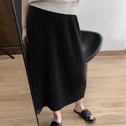 Sweater skirt