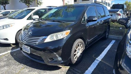 2013 Toyota Sienna