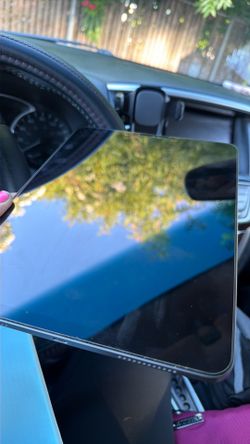 iPad 9th gen (LOCKED)