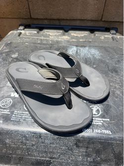 Olukai sandals 12 brand new