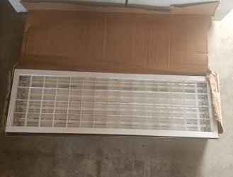 Fluorescent Lighting fixture