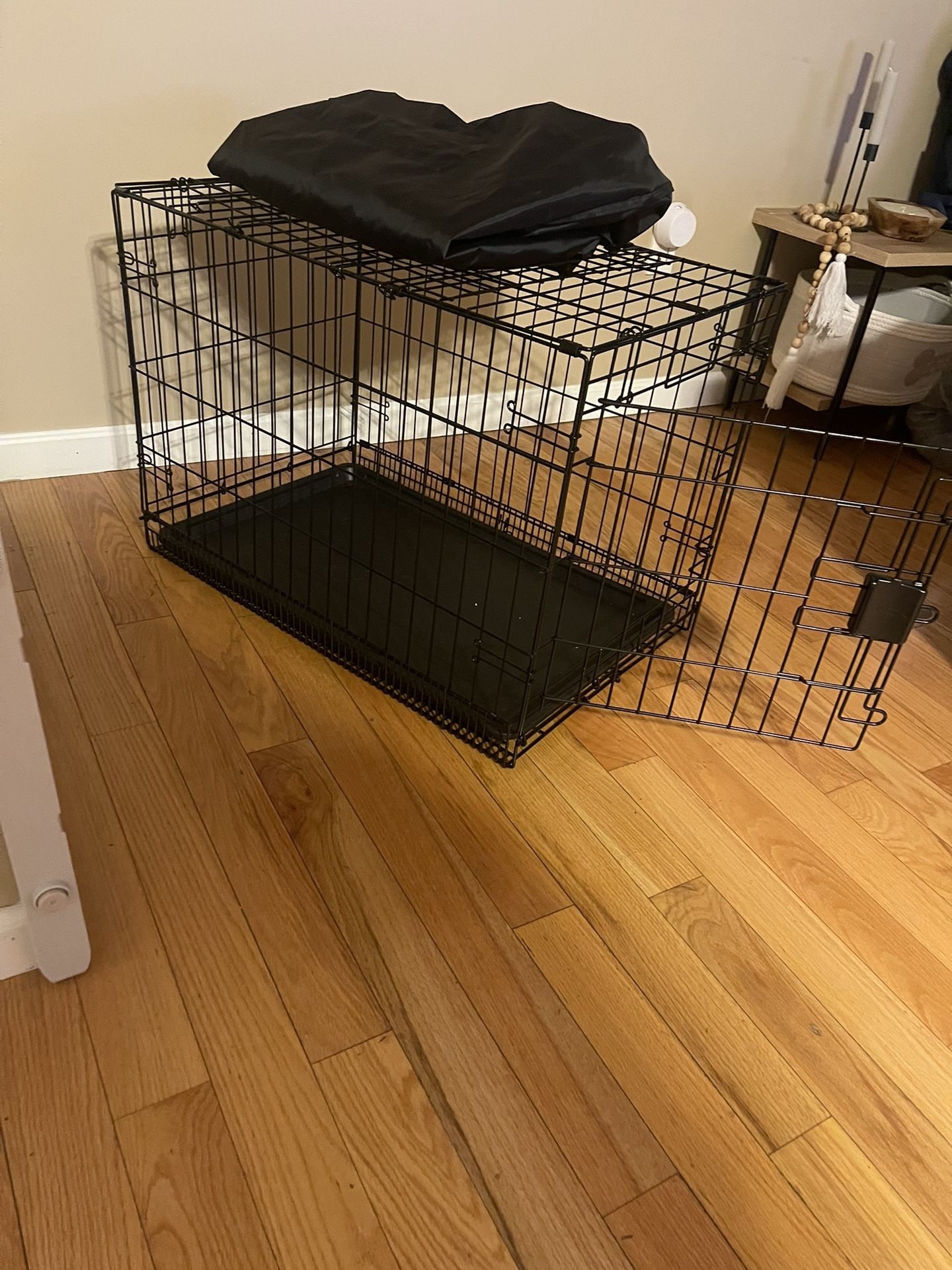 Wire Dog Crate and Cover 