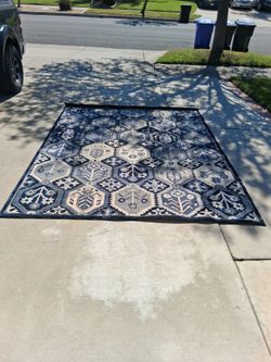 Indoor rug